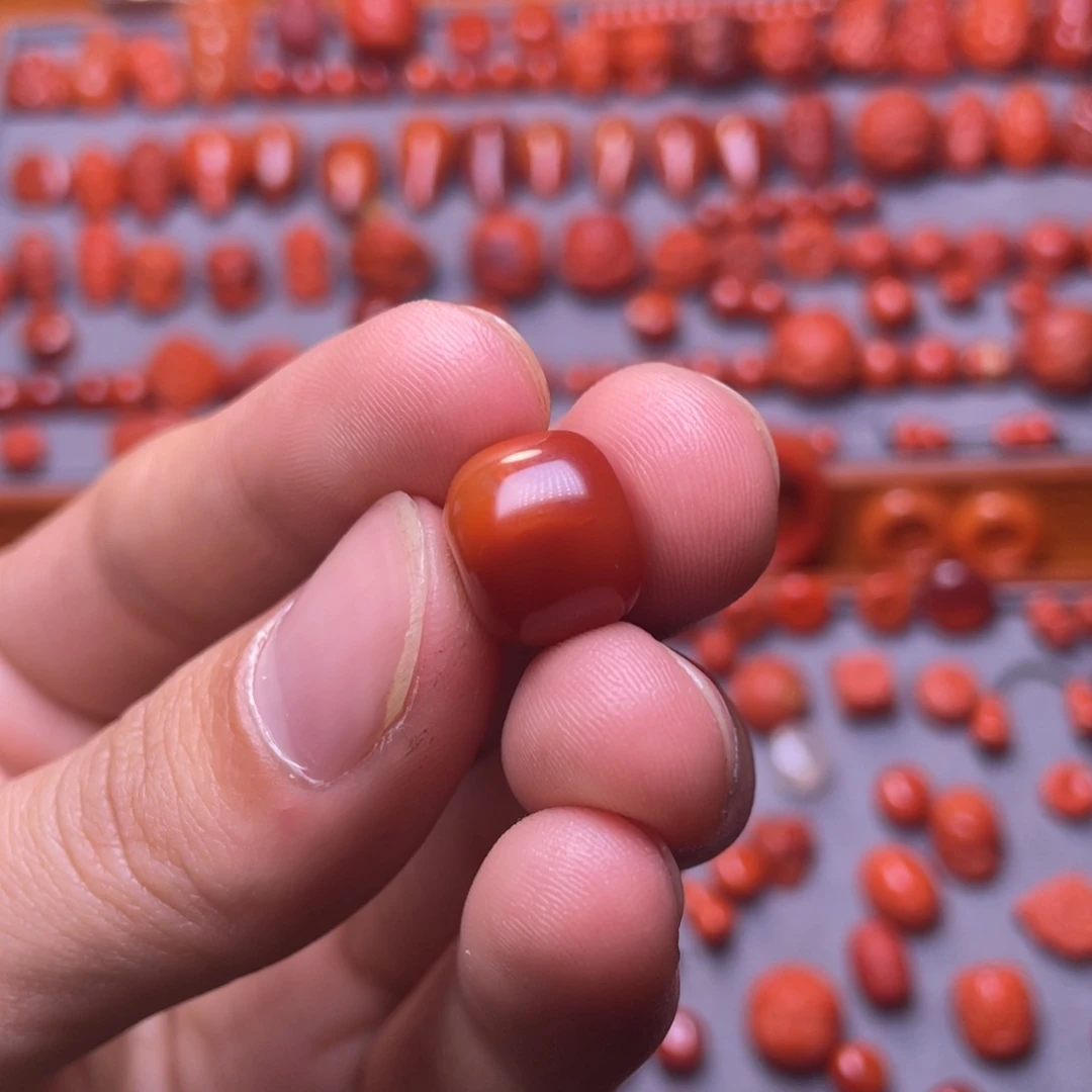 南红玛瑙配饰未镶嵌小*