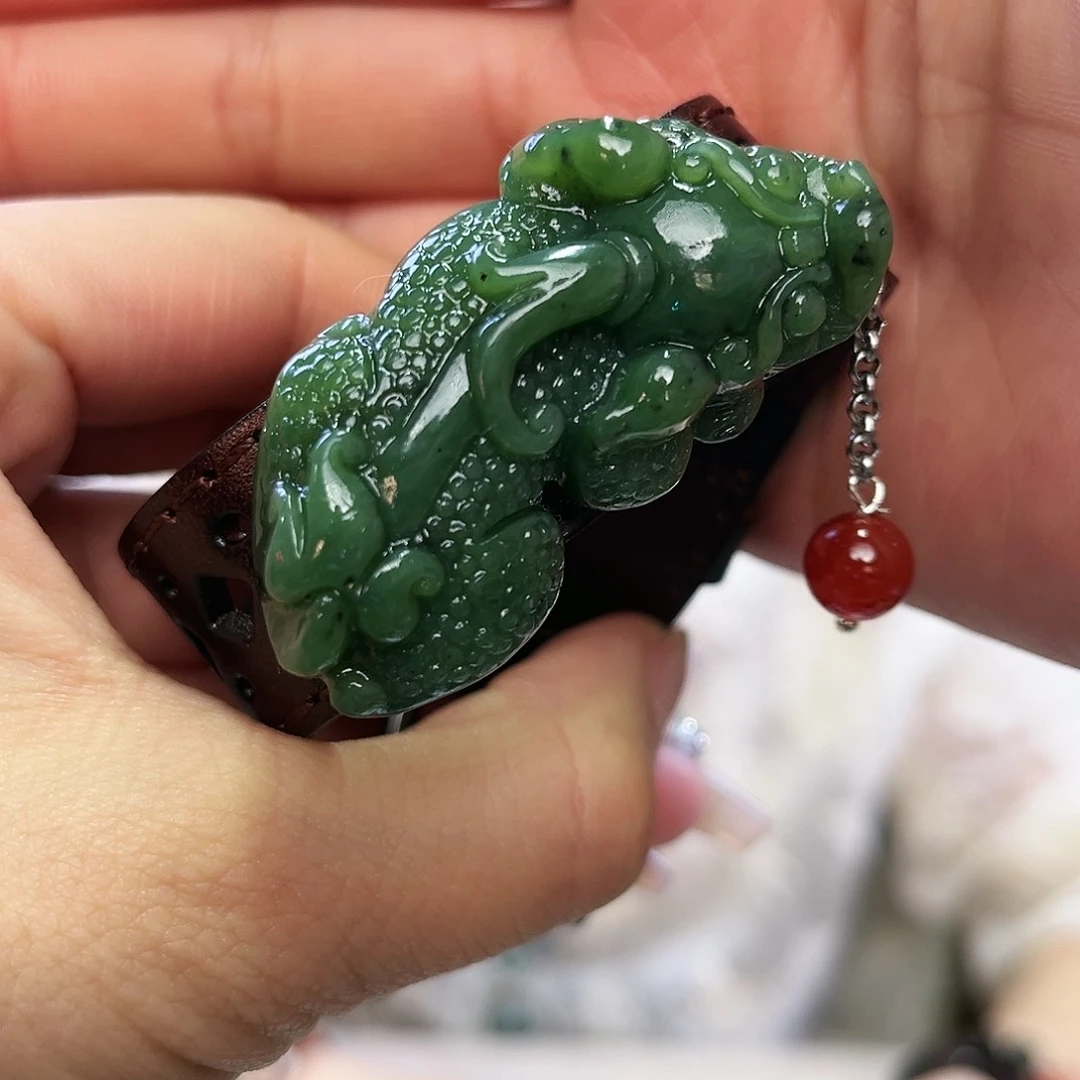 和田玉（碧玉）手链未镶嵌皮裘手牌