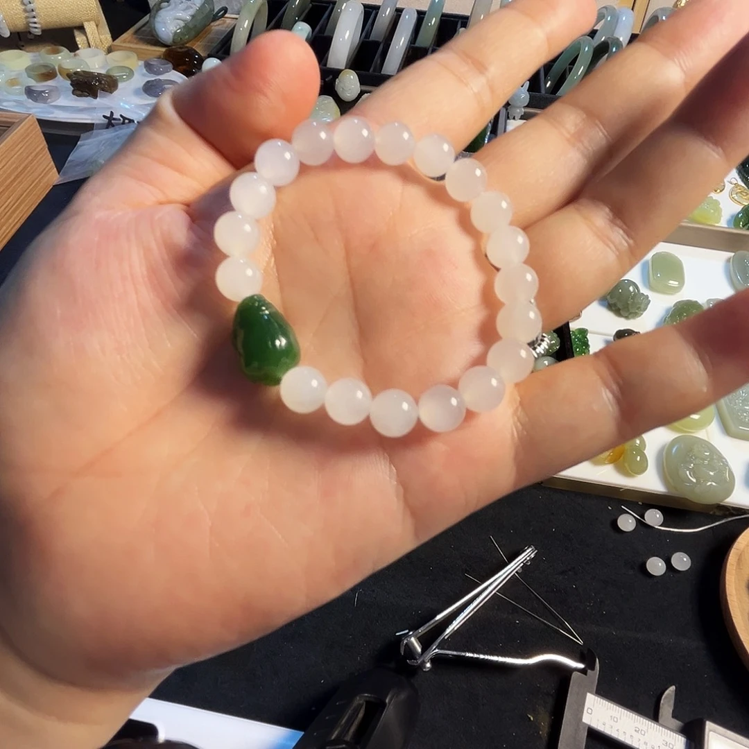 小***绪手链未镶嵌和田玉