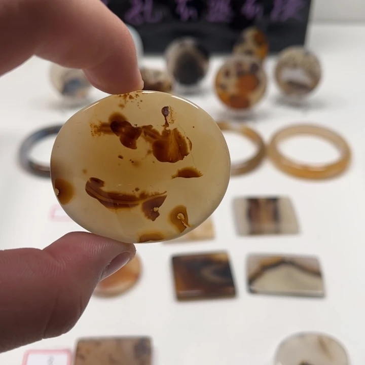 玛瑙/玉髓未镶嵌吊坠(不含链)