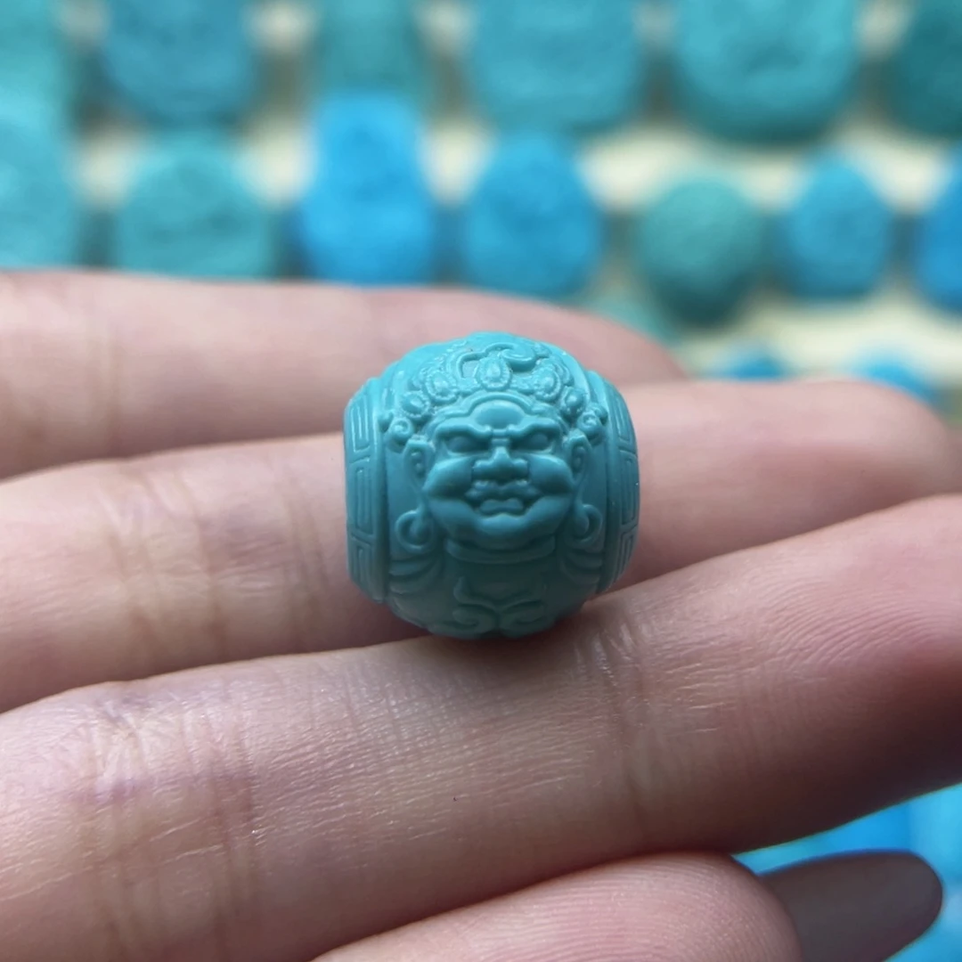 绿松石黄财神，尺寸15×14未镶嵌