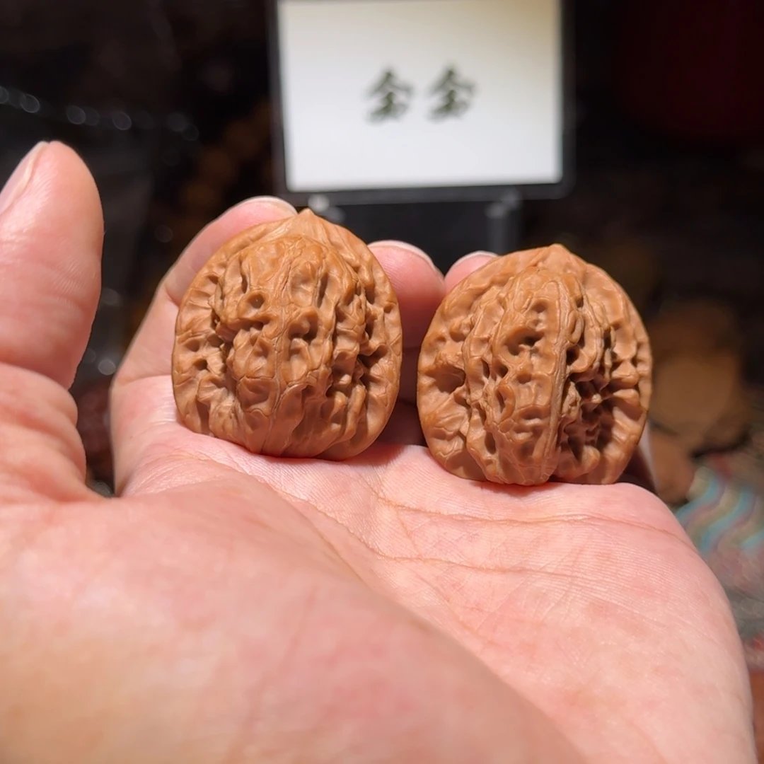 把件核桃1312白蛇谷，尺寸35 35 38