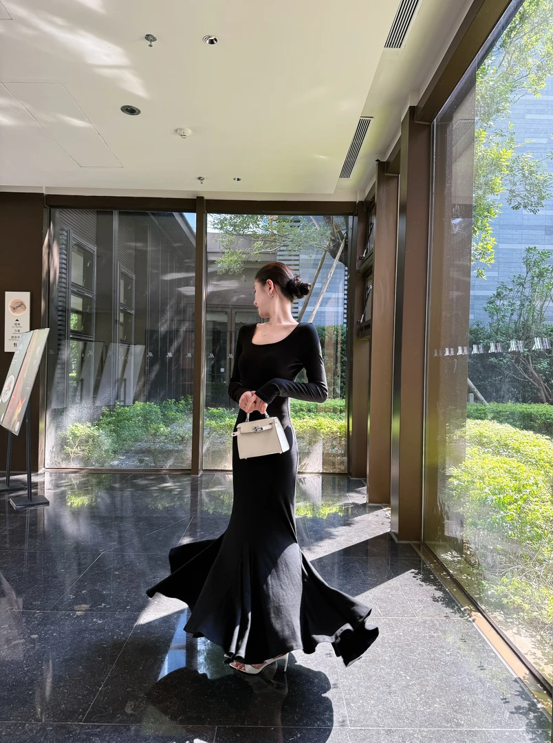 秋季法式长袖鱼尾连衣裙女性感显瘦气质修身名媛步步生莲包臀长裙