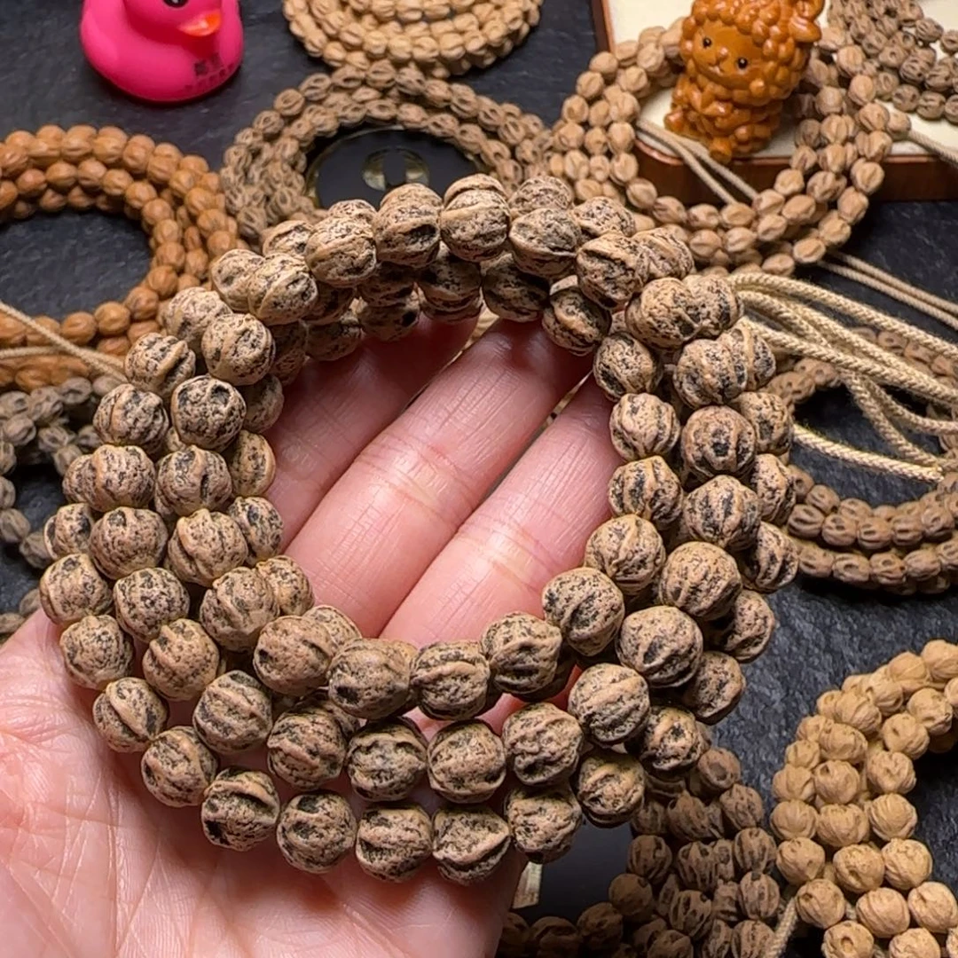 虫****柏香籽/百香籽吊坠