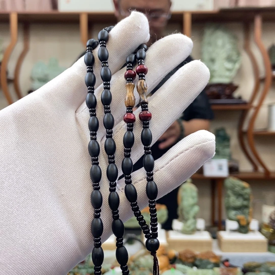 黑曜岩未镶嵌颈饰