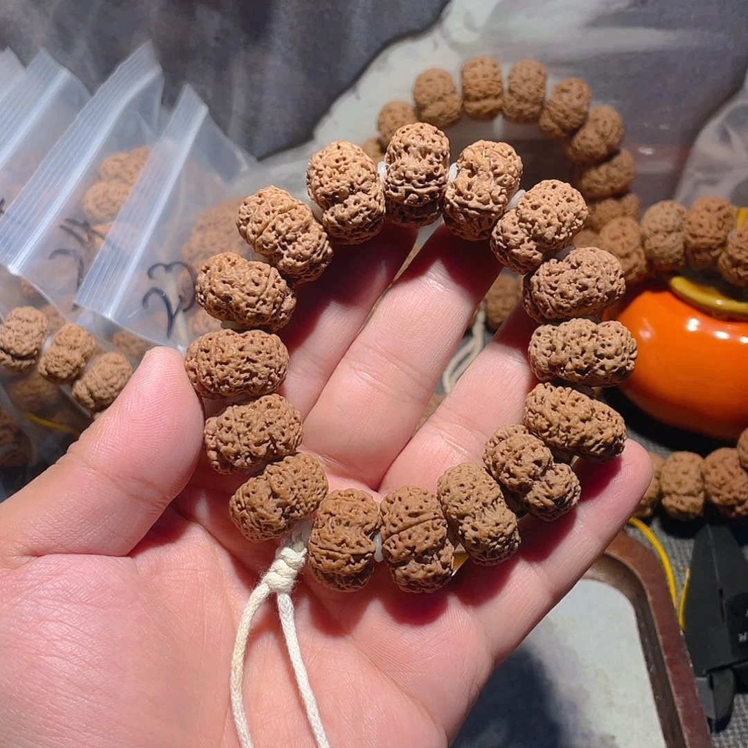 手串金刚菩提23mm夹板梅花