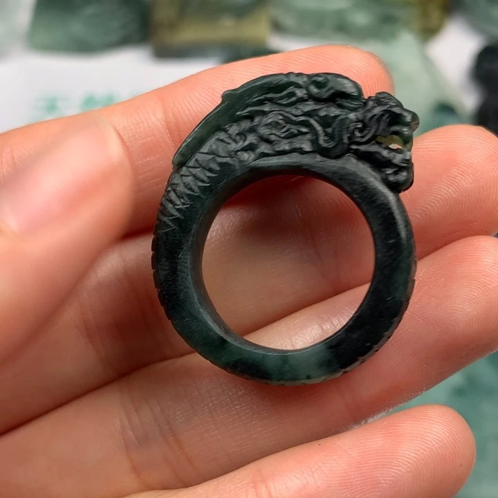 定制翡翠未镶嵌翡翠