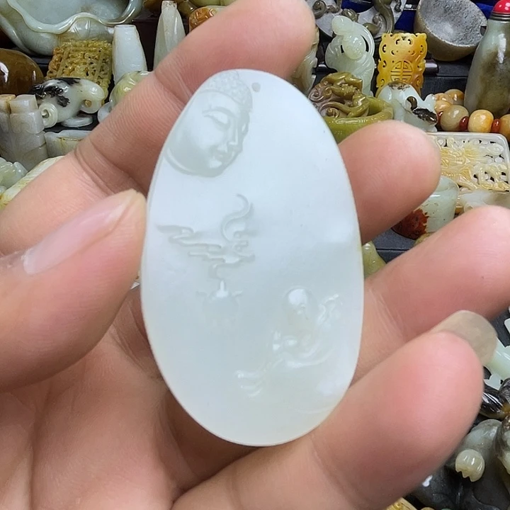颈饰未镶嵌和田玉