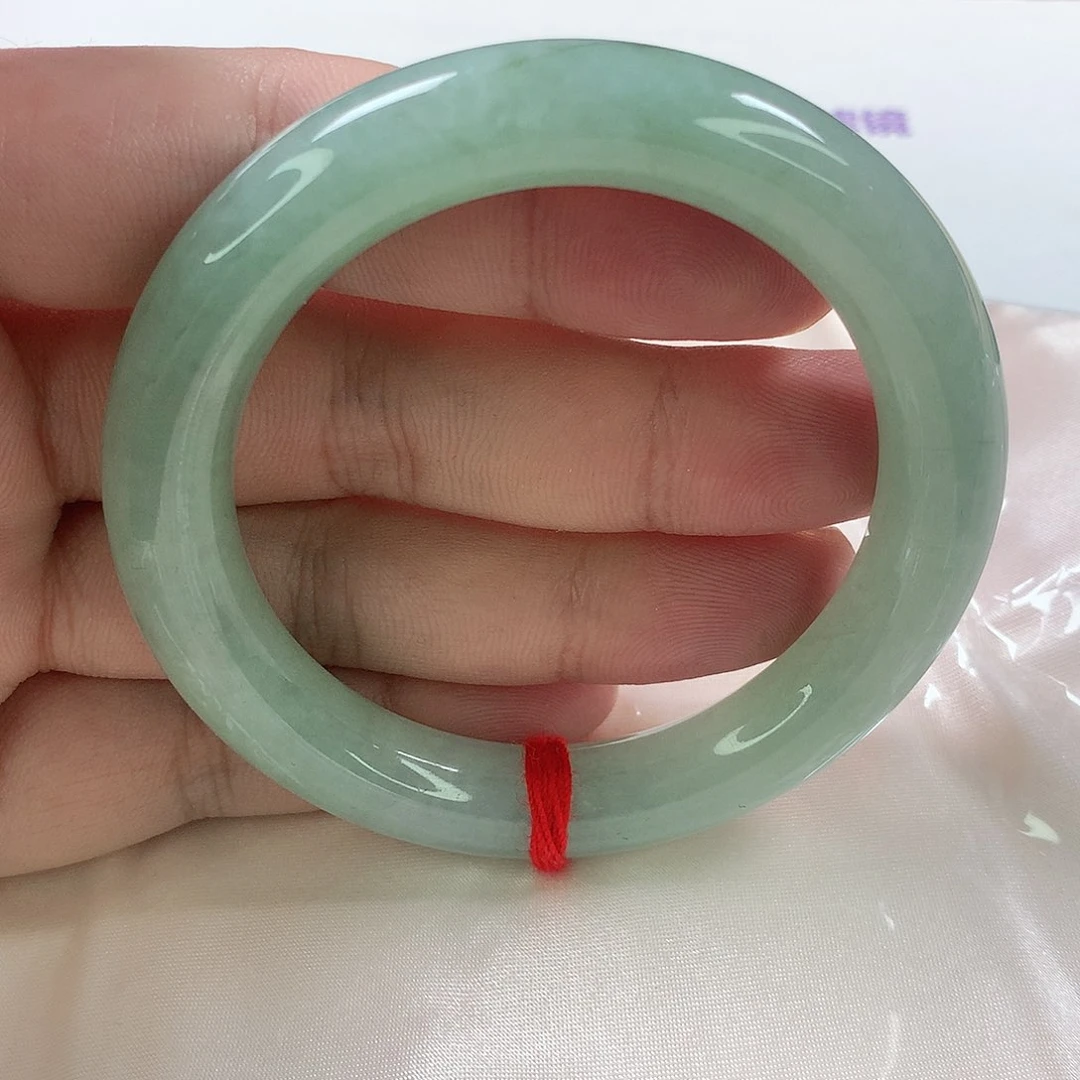 翡翠手镯（圆镯）未镶嵌305号