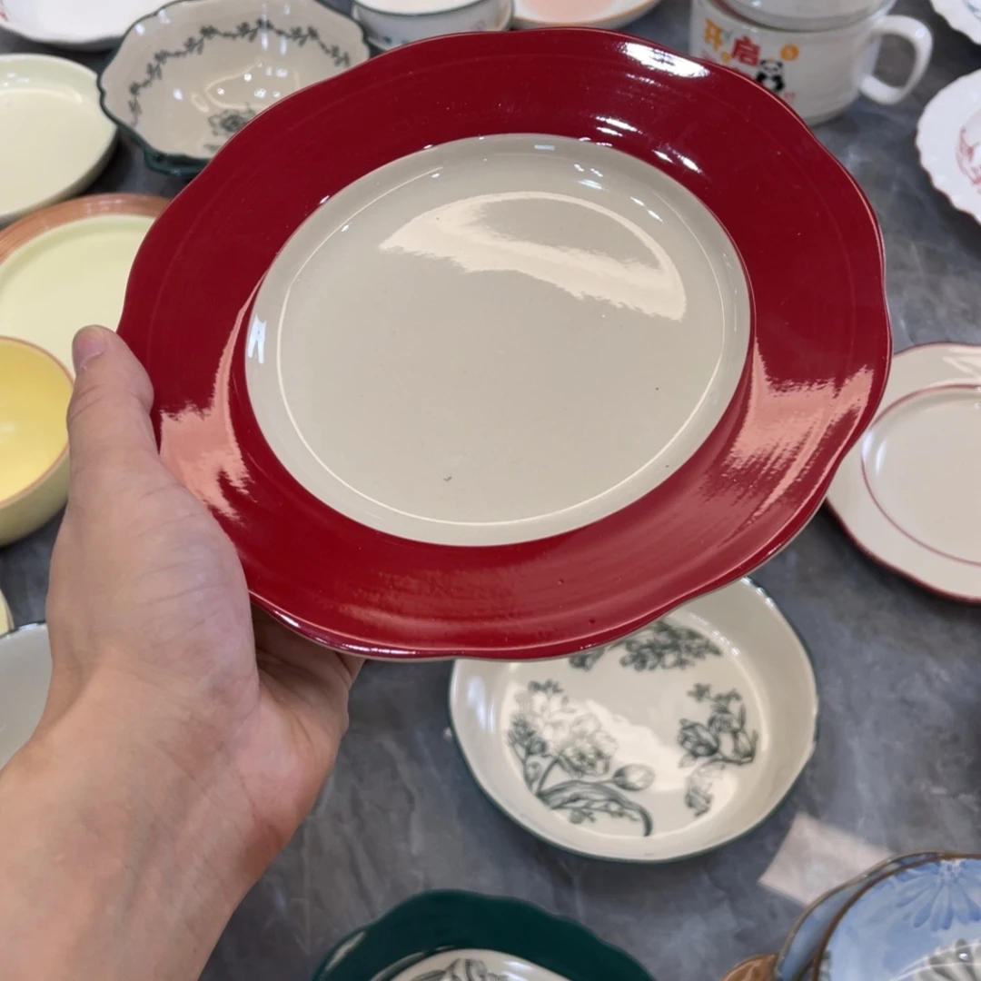 陶瓷微瑕餐具介意勿拍，满18飞！