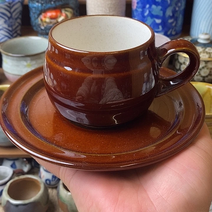 048 中古品默认微瑕满18包邮