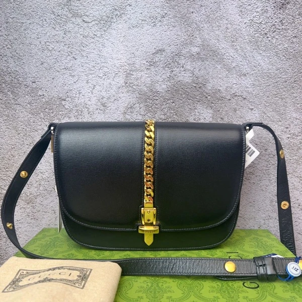 古驰/包包/95新/市场价20000/251022CZ0015