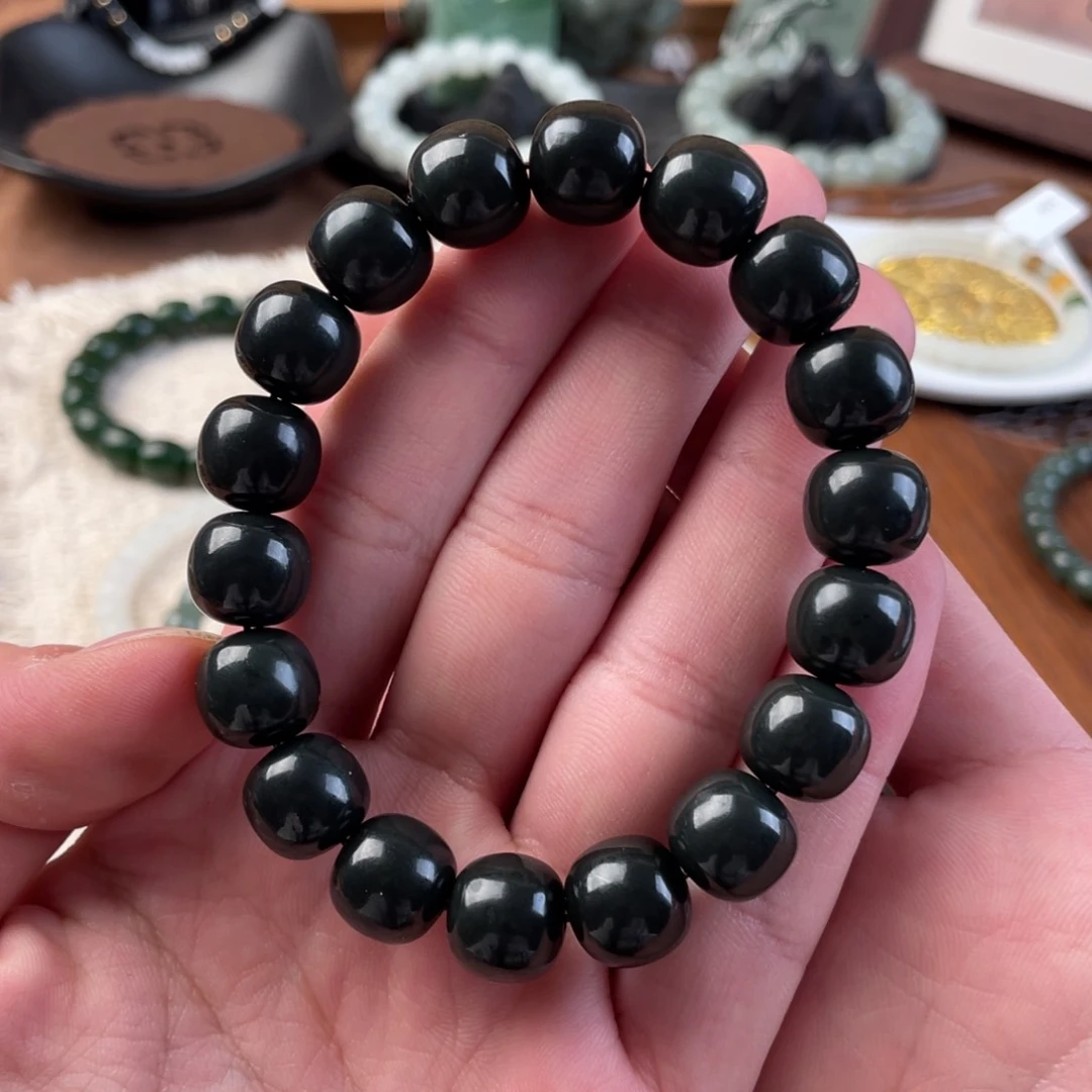 未镶嵌手串和田玉比****人