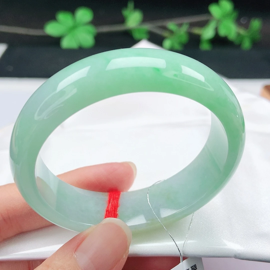 未镶嵌手镯（贵妃镯）翡翠51➕贵轮胎