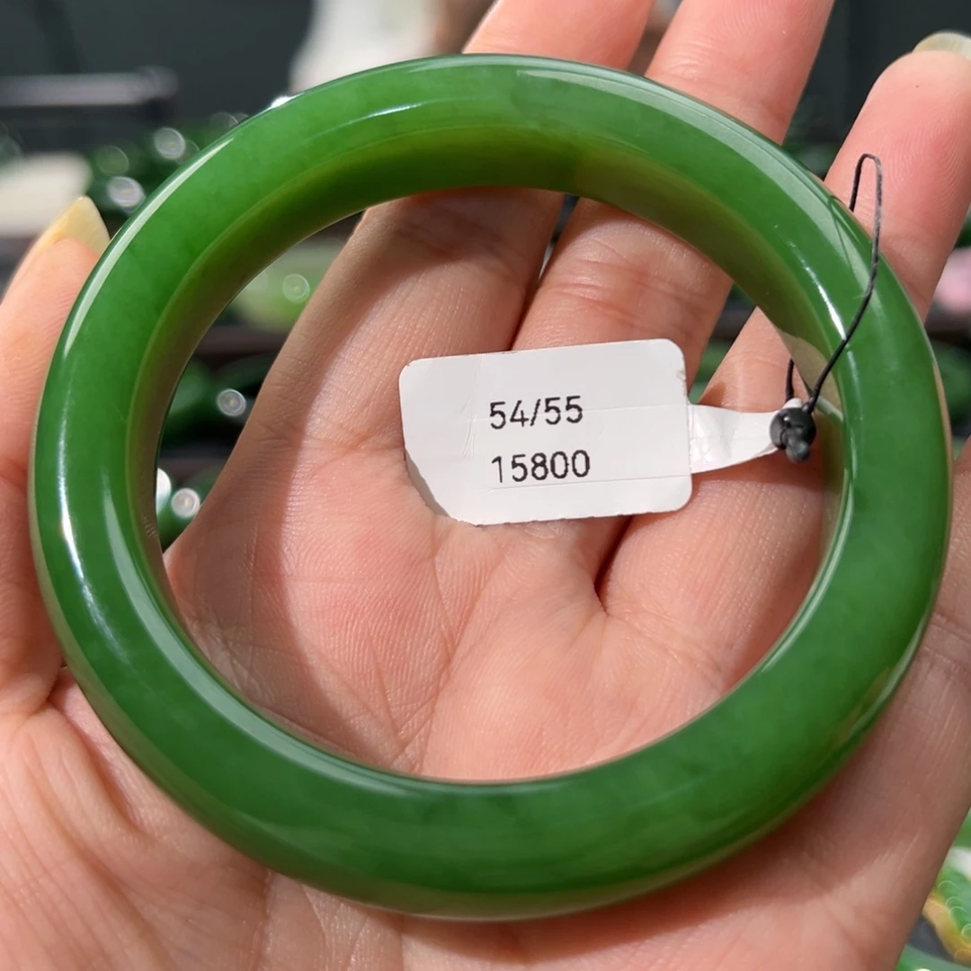 未镶嵌手镯和田玉（碧玉）