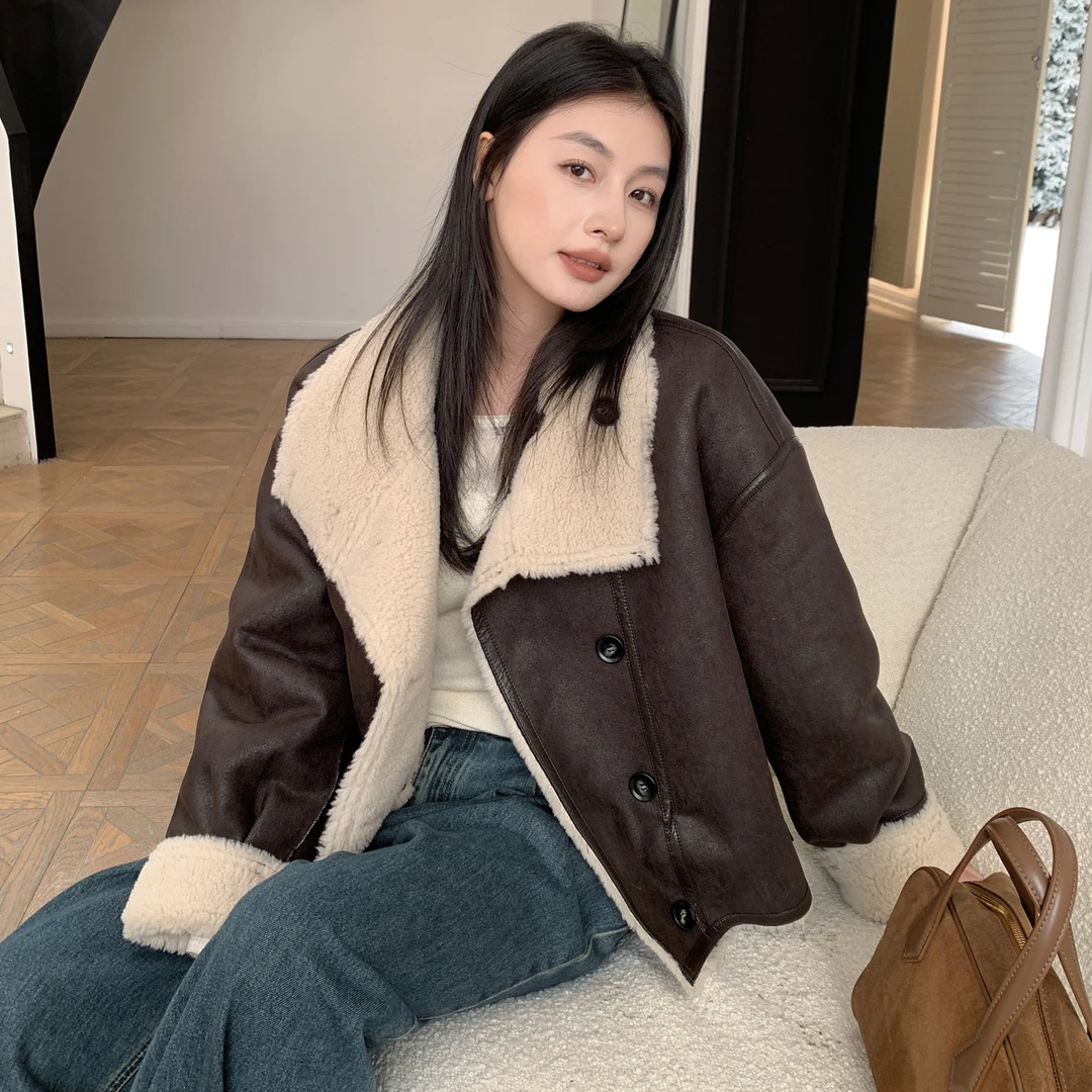 2025秋冬新款时尚羊羔绒外套女款加厚加绒保暖皮毛一体外套女短款