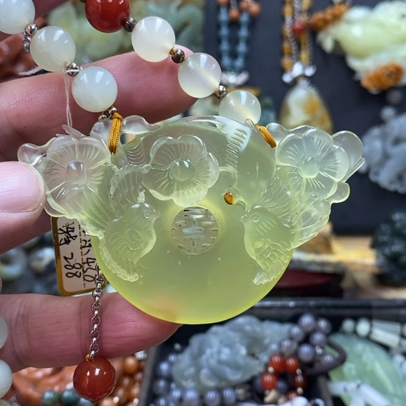 【闪购商品】蛇纹石玉吊坠未镶嵌