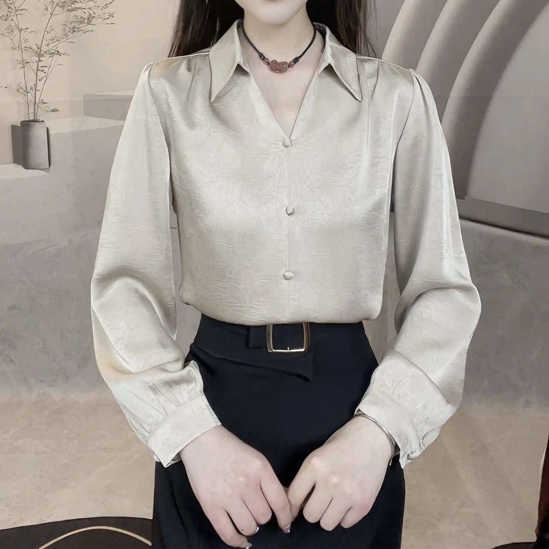25年春季新款女士长袖衬衫优雅高级感缎面衬衣POLO领百搭显瘦上衣