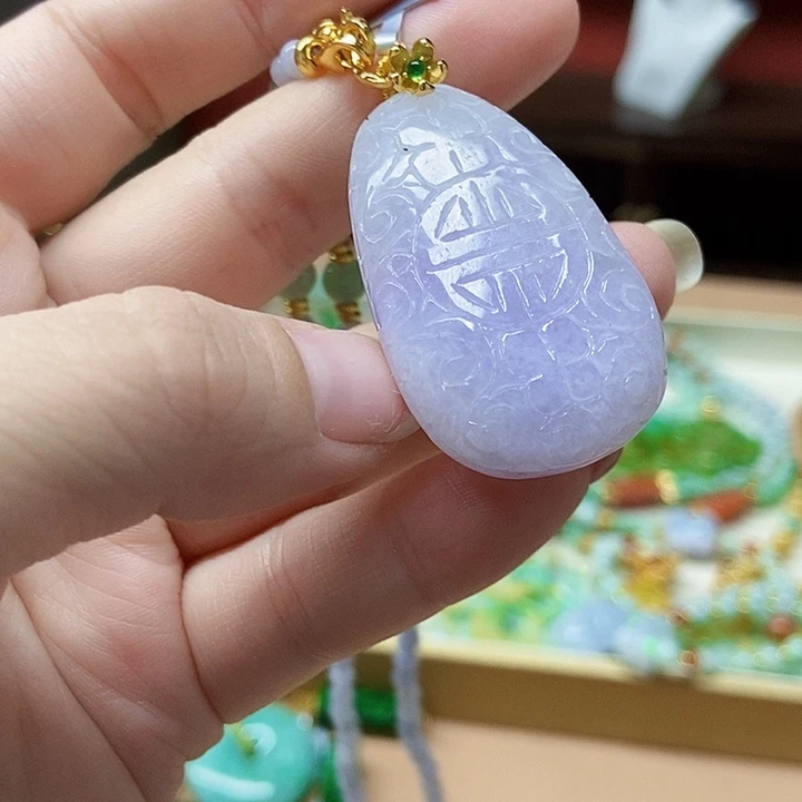 翡翠未镶嵌颈饰吊坠