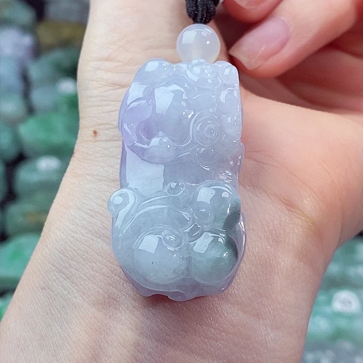 颈饰未镶嵌翡翠天然