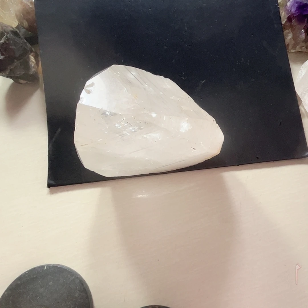 水晶天然水晶原石未镶嵌上**呆