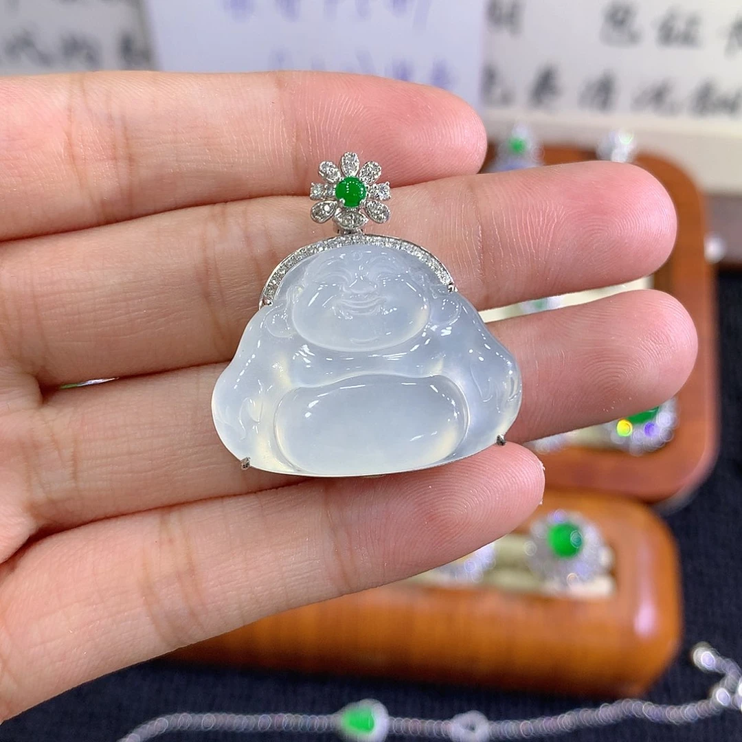【闪购商品】吊坠(不含链)18K金镶嵌翡翠佛公