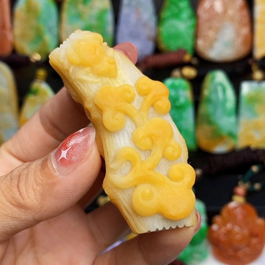 未镶嵌定制翡翠翡翠A货一物一证放漏价