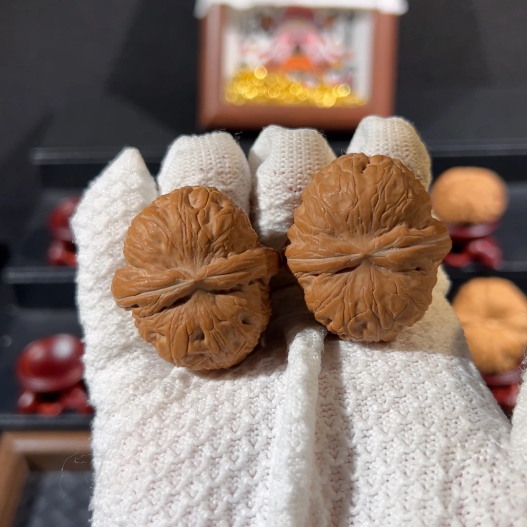 日****文玩核桃把件元宝39+