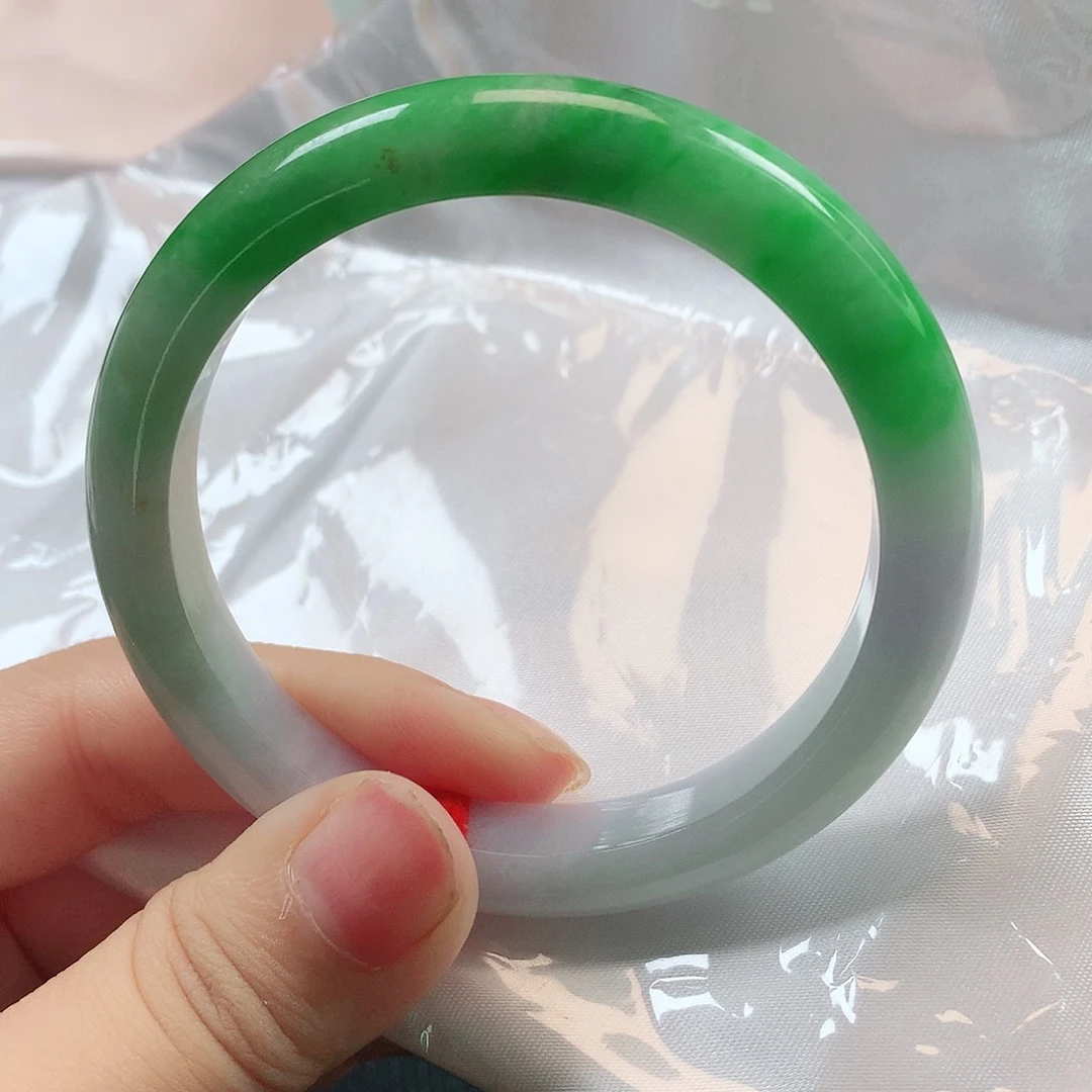 翡翠未镶嵌手镯1800