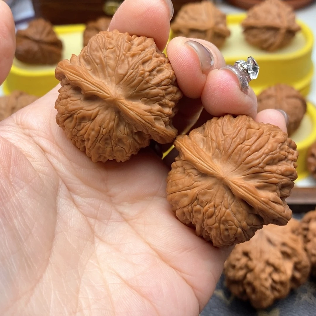 把件文玩核桃39尺血麒麟