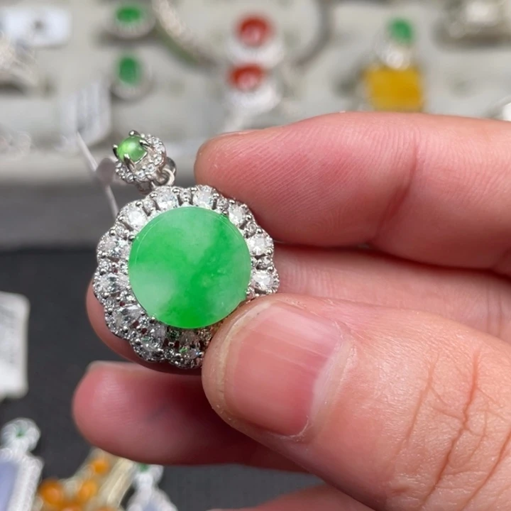 翡翠未镶嵌戒指缅甸天然翡翠