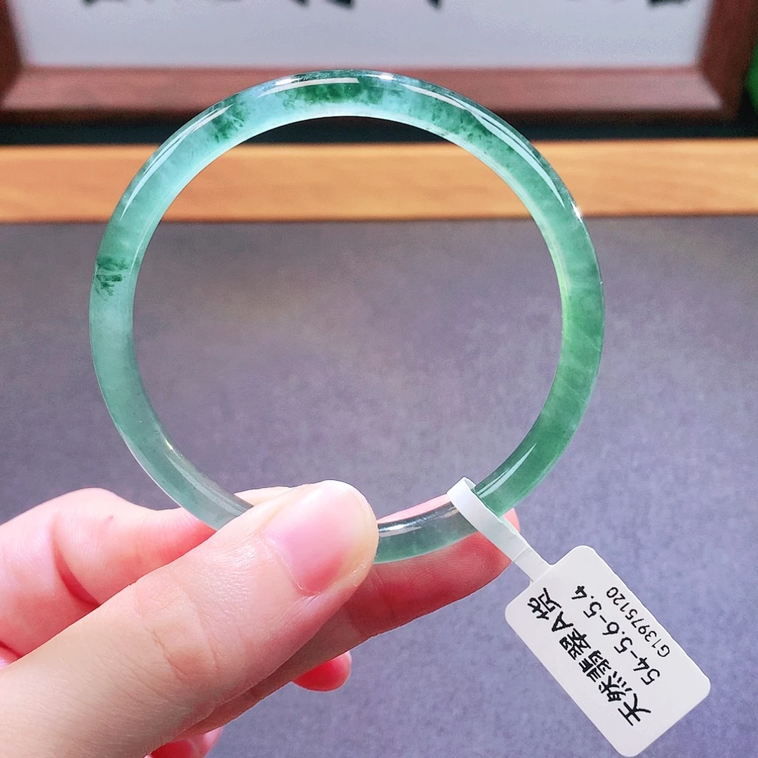 翡翠未镶嵌手镯天然翡翠