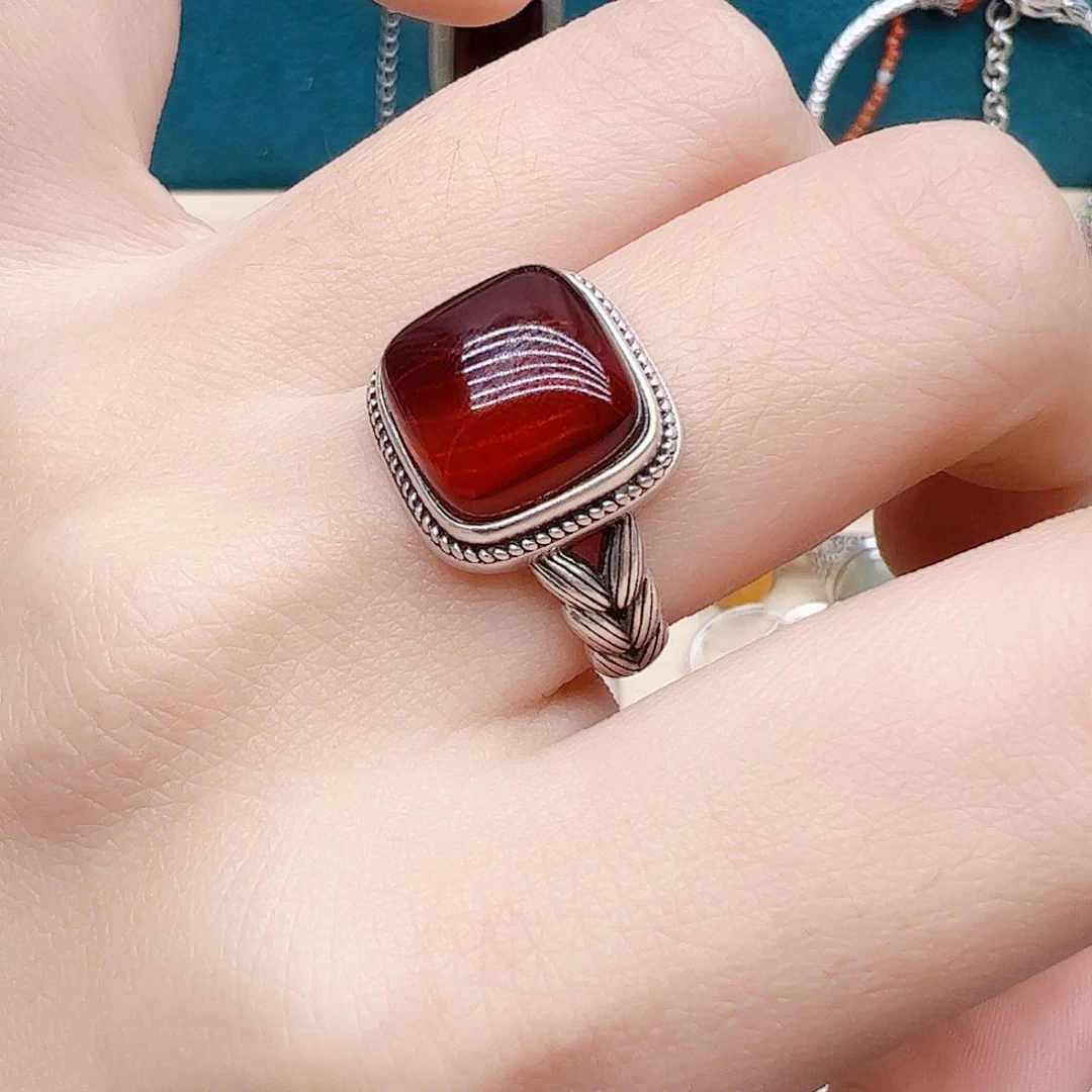 血珀戒指银S925镶嵌天然血珀