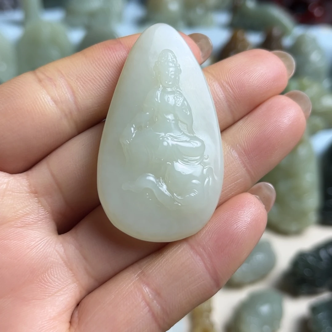 和田玉未镶嵌挂件