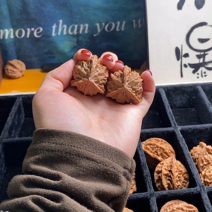 晨***雨吊坠文玩核桃盘山