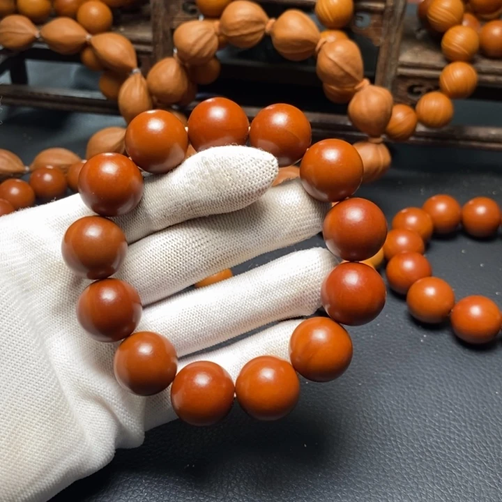 手串橄榄核1.78尺寸树王光珠