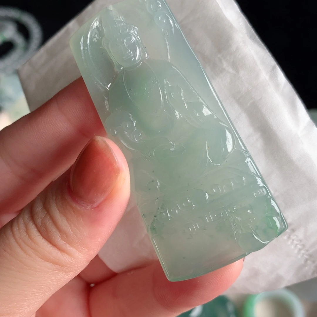 翡翠未镶嵌吊坠(不含链)翡翠