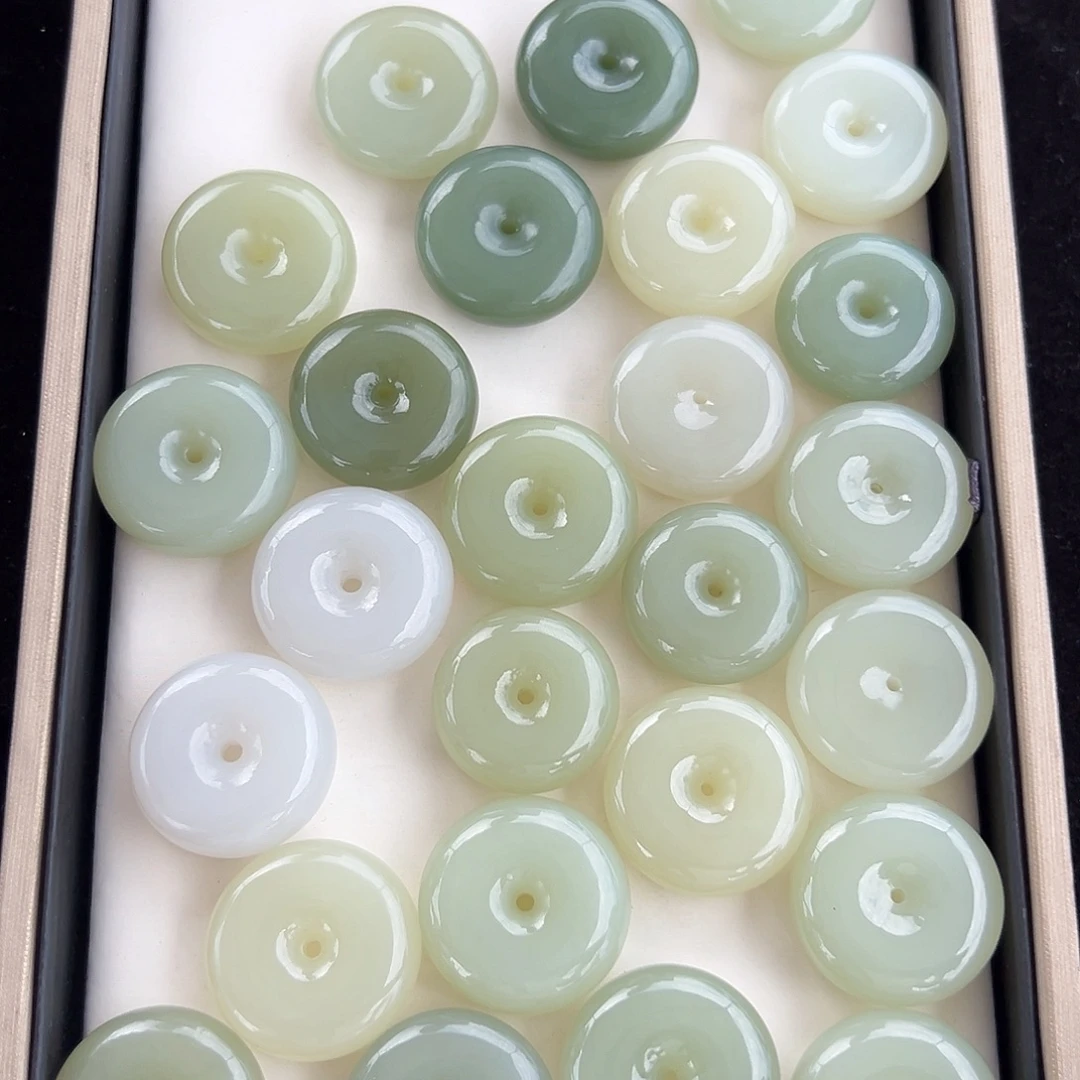 和田玉手镯未镶嵌30以上精品收藏高货多样性拍一发一