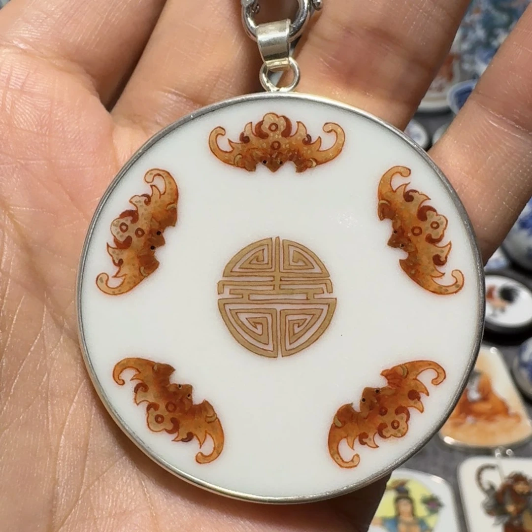 瓷片发*?精品挂件一个