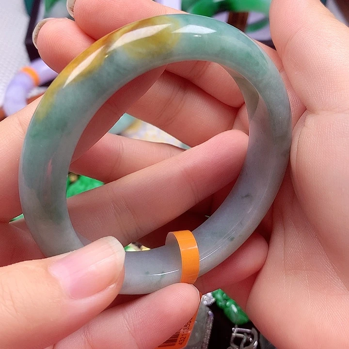 翡翠未镶嵌手镯翡翠手镯