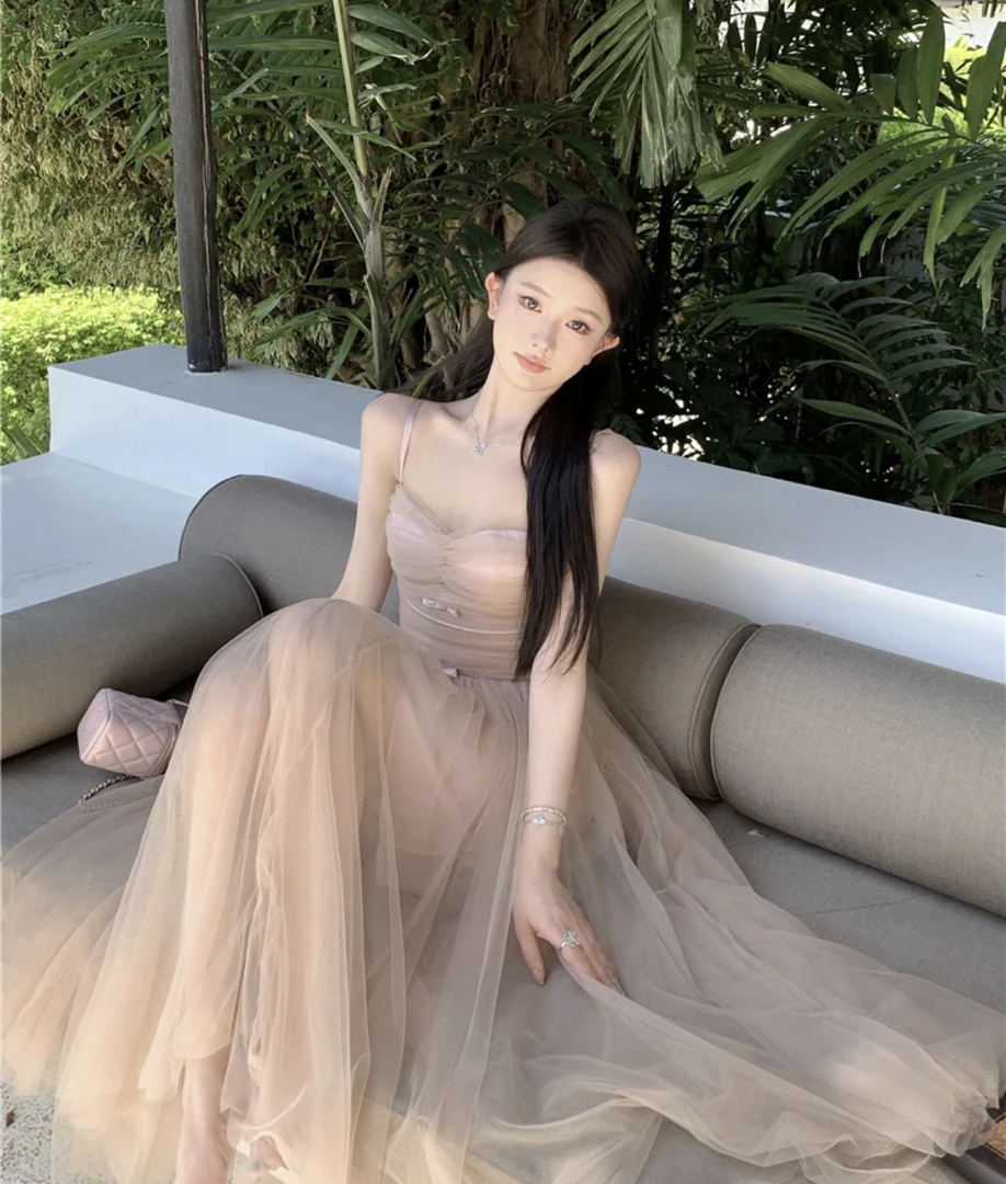 轻奢芭蕾晚礼服今年流行连衣裙度假风修身长裙气质收腰蓬蓬裙子
