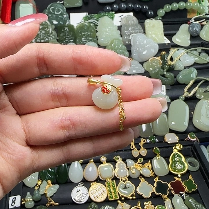 颈饰银S925镶嵌和田玉