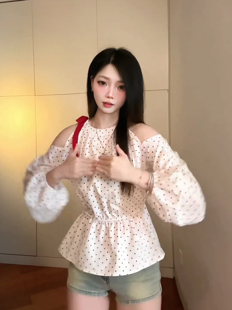 爆款推荐胖mm露肩蝴蝶结波点衬衫女设计感甜美小个子宽松长袖上衣