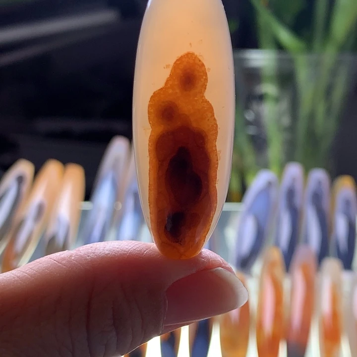 未镶嵌颈饰玛瑙/玉髓18