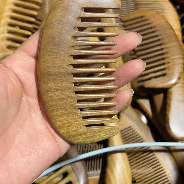 绿檀梳子宝宝梳子按摩梳