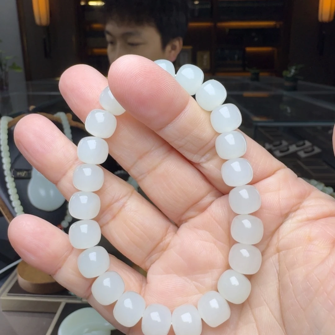 和田玉未镶嵌手串