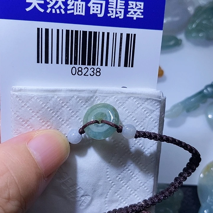 翡翠未镶嵌颈饰天光墟翡翠市场现金代购