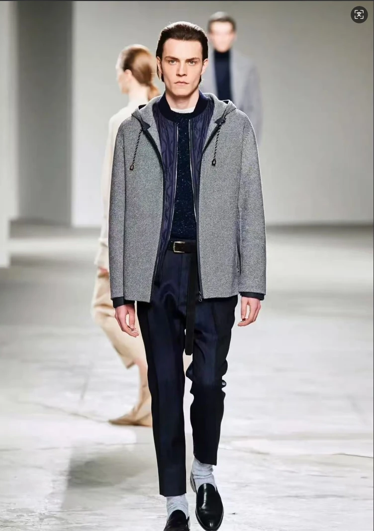 刺绣B手写时尚纯棉百搭T恤3031