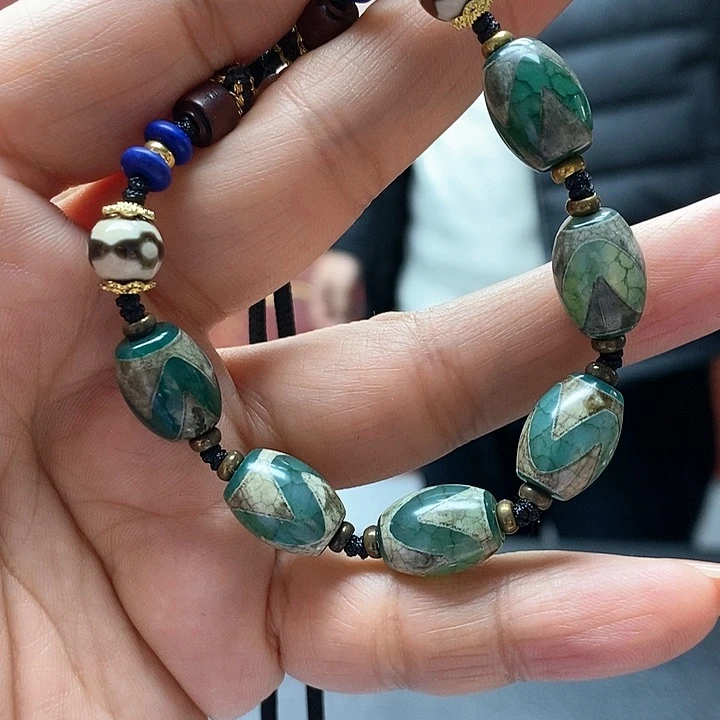 玛瑙/玉髓颈饰合金