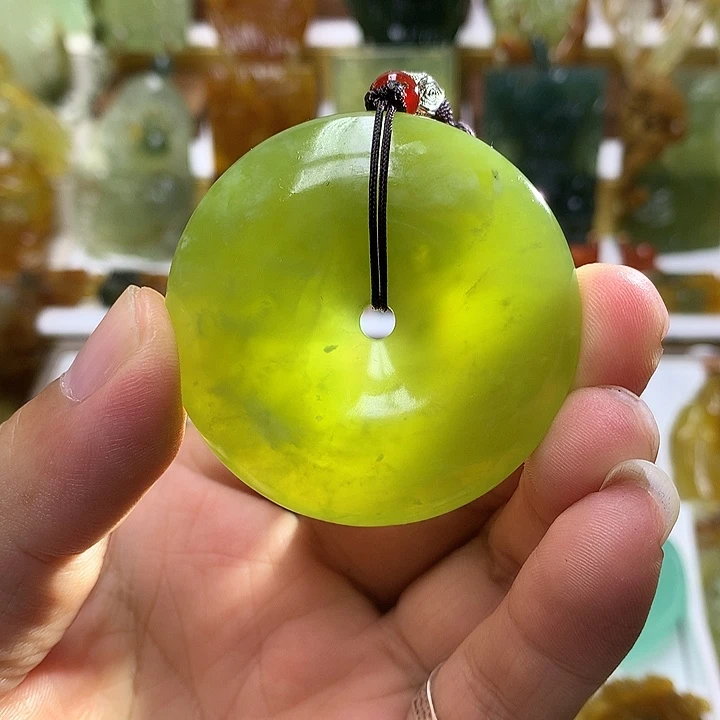 未镶嵌蛇纹石玉珠宝半成品